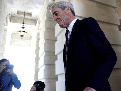 Robert Mueller sale del Congreso el pasado junio