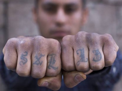 “Éramos como platos desechables para el narco”