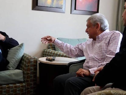 López Obrador y Chomsky, este jueves en Hermosillo.