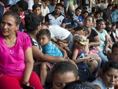 Migrantes en la caravana, en Oaxaca.
