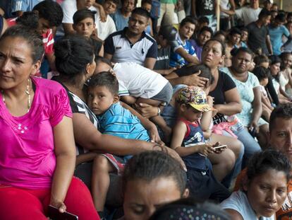 Migrantes en la caravana, en Oaxaca.