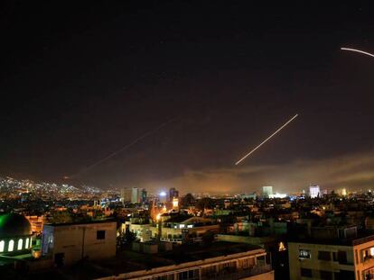 Misiles en la noche de Damasco, durante el ataque del pasado 14 de abril.