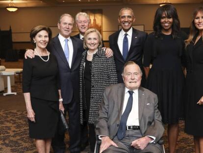 George H.W. Bush, el 21 de abril, en el funeral de su mujer.