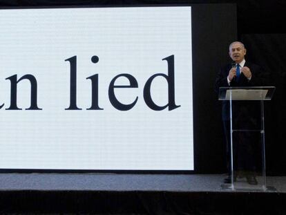 El primer ministro israelí, Benjamin Netanyahu, en la presentación en la que acusó a Irán de mentir sobre las armas nucleares, el 30 de abril.