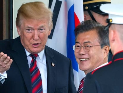 Donald Trump, este martes en la Casa Blanca junto al presidente surcoreano, Moon Jae-in. En vídeo, las declaraciones del presidente de EE UU.