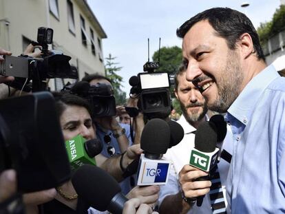 Matteo Salvini, líder de La Liga. En vídeo, las declaraciones del economista Carlo Cottarelli.