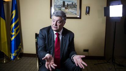 El presidente de Ucrania, Petro Poroshenko, durante la entrevista. En vídeo, entrevista a Poroshenko.