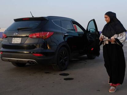 Riad levanta la prohibición de conducir a las mujeres.