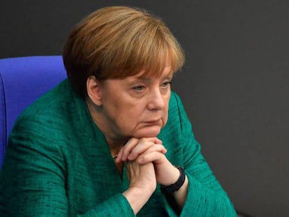 La canciller, Angela Merkel, durante una comparecencia en el Parlamento alemán el jueves, antes de viajar a Bruselas para asistir a una cumbre europea.