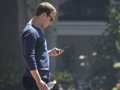 Mark Zuckerberg, fundador de Facebook. En vídeo, declaraciones de Zuckerberg.