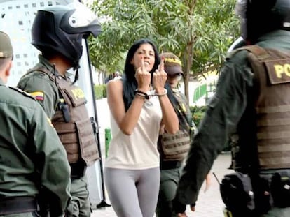 El momento en que 'Madame', acusada de ser la mayor proxeneta de Cartagena, entra al juzgado / En vídeo, 'Madame' es detenida