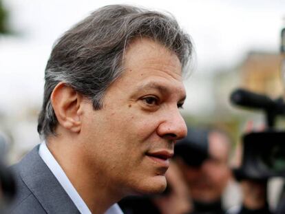 Fernando Haddad, durante su visita a Calamar, en el Estado de Curitiba.