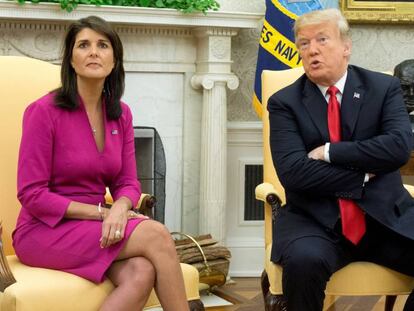 Nikki Haley, embajadora de EE UU ante la ONU, y Trump.