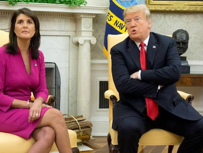 Nikki Haley, embajadora de EE UU ante la ONU, y Trump.