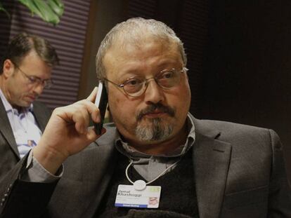 Jamal Khashoggi, en Davos (Suiza) en 2011. En vídeo, declaraciones de la editora de Opinión del 'Washington Post' sobre el columnista el pasado 10 de octubre.