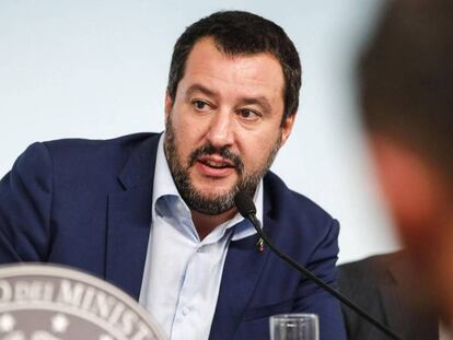 El vicepresidente del Gobierno y líder de la Liga, Matteo Salvini en Roma el lunes 15 de octubre de 2018. En vídeo, declaraciones de Giuseppe Conte, primer ministro de Italia.