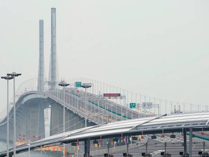 En vídeo, las características del puente más largo del mundo sobre el mar.