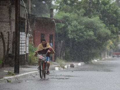 Las actividades comerciales y turísticas fueron suspendidas por prevención.