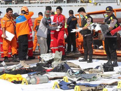 En vídeo el accidente del avión de Lion Air en Indonesia.