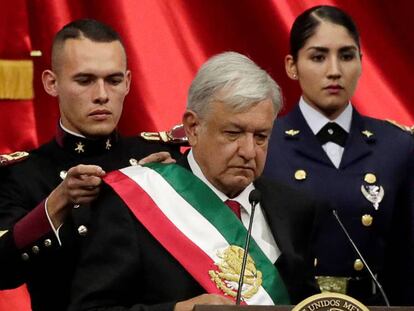 López Obrador durante la toma de posesión de la presidencia de México, este sábado. En vídeo, así fue la toma de posesión de López Obrador como presidente