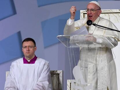 El papa Francisco, habla durante la vigilia de oración en Panamá.