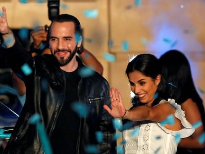 Nayib Bukele durante la celebración de su victoria. En vídeo, el momento en el que anuncia su triunfo.