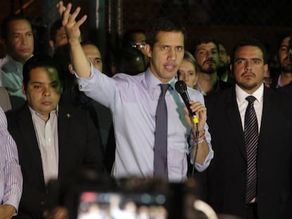 El presidente de la Asamblea Nacional, este martes en Caracas. En vídeo, la detención de Guaidó podría ser inminente en Venezuela.