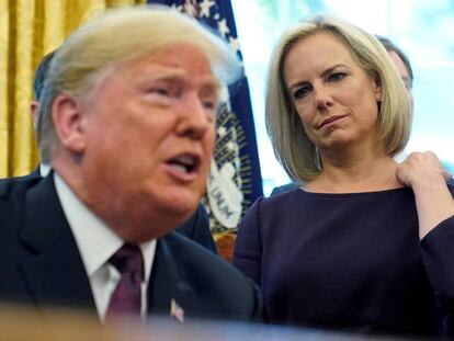 Kirstjen Nielsen, con Donald Trump en el Despacho Oval de la Casa Blanca. En vídeo, perfil de la ex secretaria de Seguridad Interior.