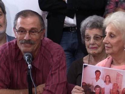 Carlos Alberto Solsona y la presidenta de Abuelas de Plaza de Mayo, Estela de Carlotto, anuncian en Buenos Aires la identificación de la nieta 129. En vídeo, la presidenta de Abuelas de Plaza de Mayo anuncia la identificación de la nieta 129.