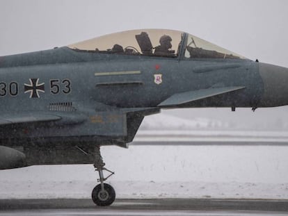 Un avión Eurofighter de la Fuerza Aérea alemana, en Amari (Estonia) el pasado febrero.