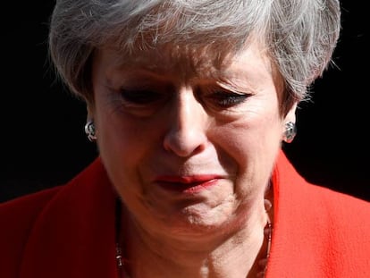 Theresa May, durante el anuncio de su dimisión. En vídeo, un fragmento de la comparecencia.