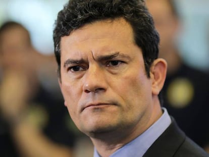 El ministro y antiguo juez Sergio Moro este viernes en Brasilia. En vídeo, declaraciones de Moro el pasado 11 de junio sobre su conversación con el fiscal.