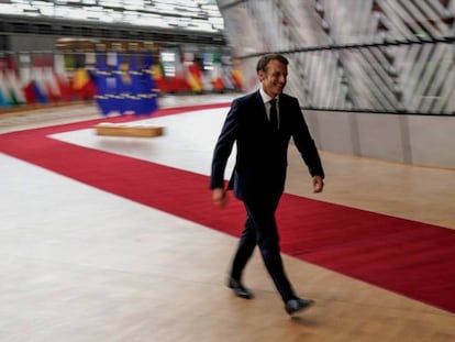 En foto: Emmanuel Macron, a su llegada a la cumbre en Bruselas, el pasado 30 de junio. En vídeo: declaraciones de Macron, el presidente de Francia.