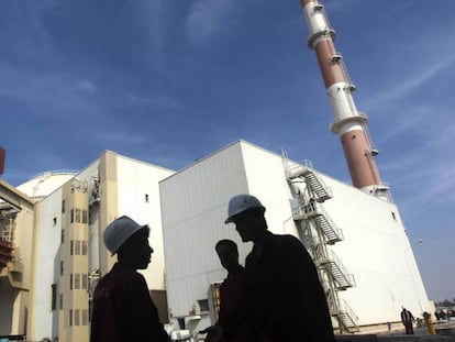 Reactor de la planta nuclear iraní de Busher, a 1.200 kilómetros de Teherán. En vídeo, declaraciones de Donald Trump, presidente de EE UU, y del ministro británico de Exteriores.