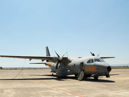 El avión español desplegado en la Operación Sophia en la base aérea italiana de Sigonella, en Sicilia.