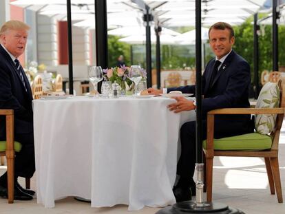 Donald Trump y Emmanuel Macron, reunidos este sábado en Biarritz. En vídeo, Trump pone en peligro la cumbre del G7.