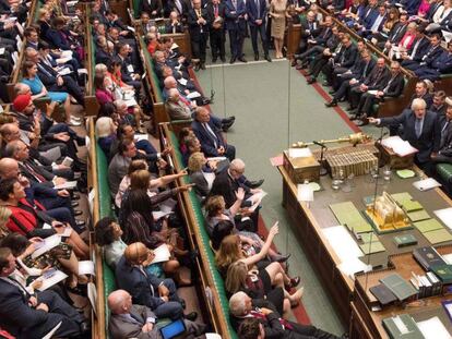 Boris Johnson habla en la Cámara de los Comunes durante el debate de este miércoles. En vídeo, los momentos clave de la sesión.