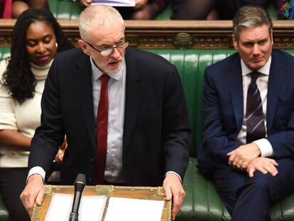 El líder de los laboristas, Jeremy Corbyn, habla este lunes en el Parlamento británico.