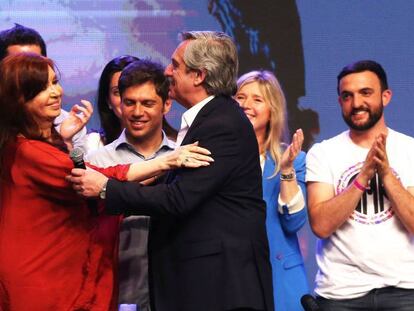 Alberto Fernández saluda a Cristina Fernández tras conocer el resultado electoral. En vídeo, las declaraciones del nuevo presidente de Argentina.