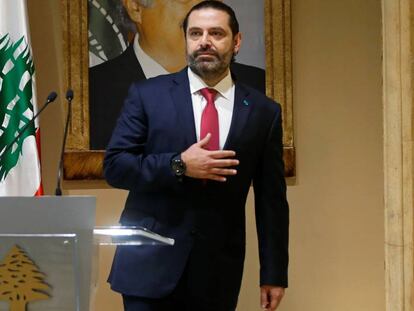 Gesto del primer ministro tras anunciar su dimisión. En vídeo, la renuncia de Hariri.