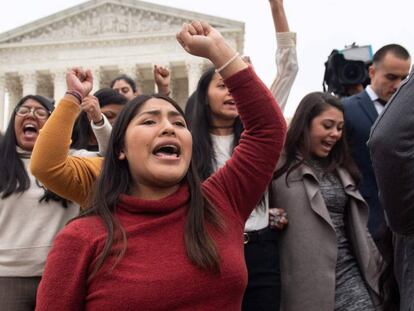 'Dreamers', a la salida de la vista en el Supremo. En vídeo, declaraciones de varios manifestantes.