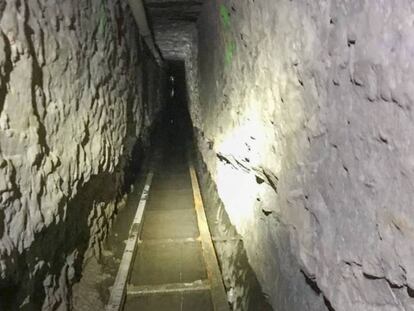 Imagen de la policía de fronteras del túnel descubierto entre Tijuana y San Diego. En vídeo, imágenes de la obra.