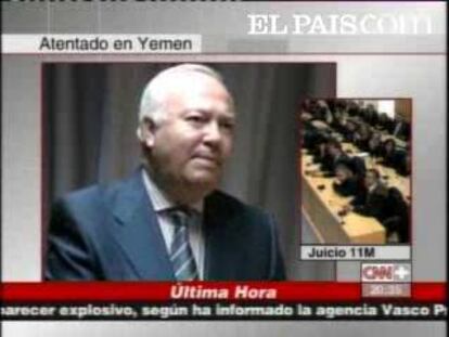 El ministro de Asuntos Exteriores, Miguel Ángel Moratinos, detalla las circunstancias del atentado que ha costado la vida de siete turistas españoles en Yemen.