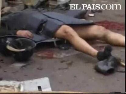 Impactantes imágenes del atentado suicida en Pakistán que ha matado a 22 policías