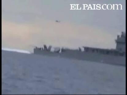 La televisión iraní Press TV ha emitido hoy su versión sobre el incidente en el Estrecho de Ormuz. En él se puede oír la conversación entre el comandante de una de las lanchas de la Guardia Revolucianaria iraní y los buques de la marina estadounidense, en la que simplemente se identifican y no profieren ninguna amenaza, tal y como sostenía la versión del Pentágono.