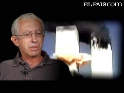 José Manuel Calvo, actual subdirector de EL PAÍS, recuerda cómo se vivió el 11-S en la sección de Internacional del periódico de la que él era entonces redactor jefe. Además: <a href="http://www.elpais.com/videos/internacional/Qaeda/elpepuint/20110908elpepuint_4/Ves/">Al Qaeda</a> - <a href="http://www.elpais.com/videos/internacional/consecuencias/elpepuint/20110908elpepuint_1/Ves/">Las Consecuencias</a> - <a href="http://www.elpais.com/videos/internacional/muerte/Bin/Laden/elpepuint/20110908elpepuint_3/Ves/">La muerte de Bin Laden</a>
