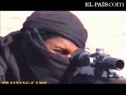 José María Irujo, periodista de investigación experto en Al Qaeda y autor del libro 'El agujero, España invadida por la yihad' hace una revisión de la organización terrorista, 10 años después. Además: <a href="http://www.elpais.com/videos/internacional/atentado/elpepuint/20110908elpepuint_2/Ves/">El atentado</a> - <a href="http://www.elpais.com/videos/internacional/consecuencias/elpepuint/20110908elpepuint_1/Ves/">Las Consecuencias</a> - <a href="http://www.elpais.com/videos/internacional/muerte/Bin/Laden/elpepuint/20110908elpepuint_3/Ves/">La muerte de Bin Laden</a>