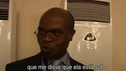 Pieza de TVI con la entrevista telefónica al corresponsal de la Agencia Lusa en Bissau (subtitulado en portugués).