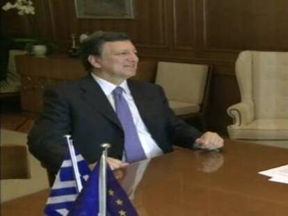 Grecia aprueba un recorte de 11.600 millones para satisfacer a Europa
