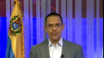 El Gobierno admite que persiste la insuficiencia respiratoria de Chávez